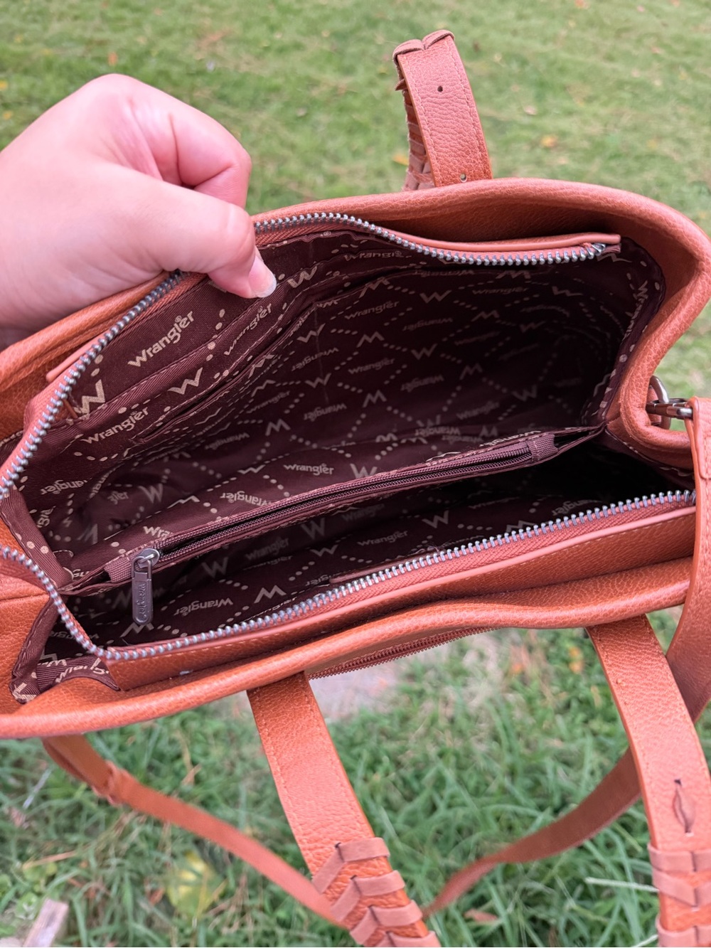 Wrangler Tan Shoulder Tote with Braided Handles and Charm - Picture 5 of 5